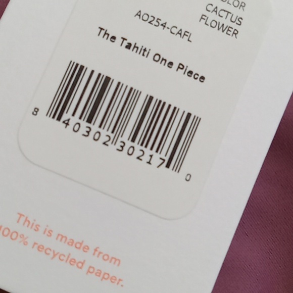 Andie Womens Medium Swimsuit TAHITI CACTUS FLOWER EGGPLANT NEW Beach Resort Pool - Picture 7 of 8